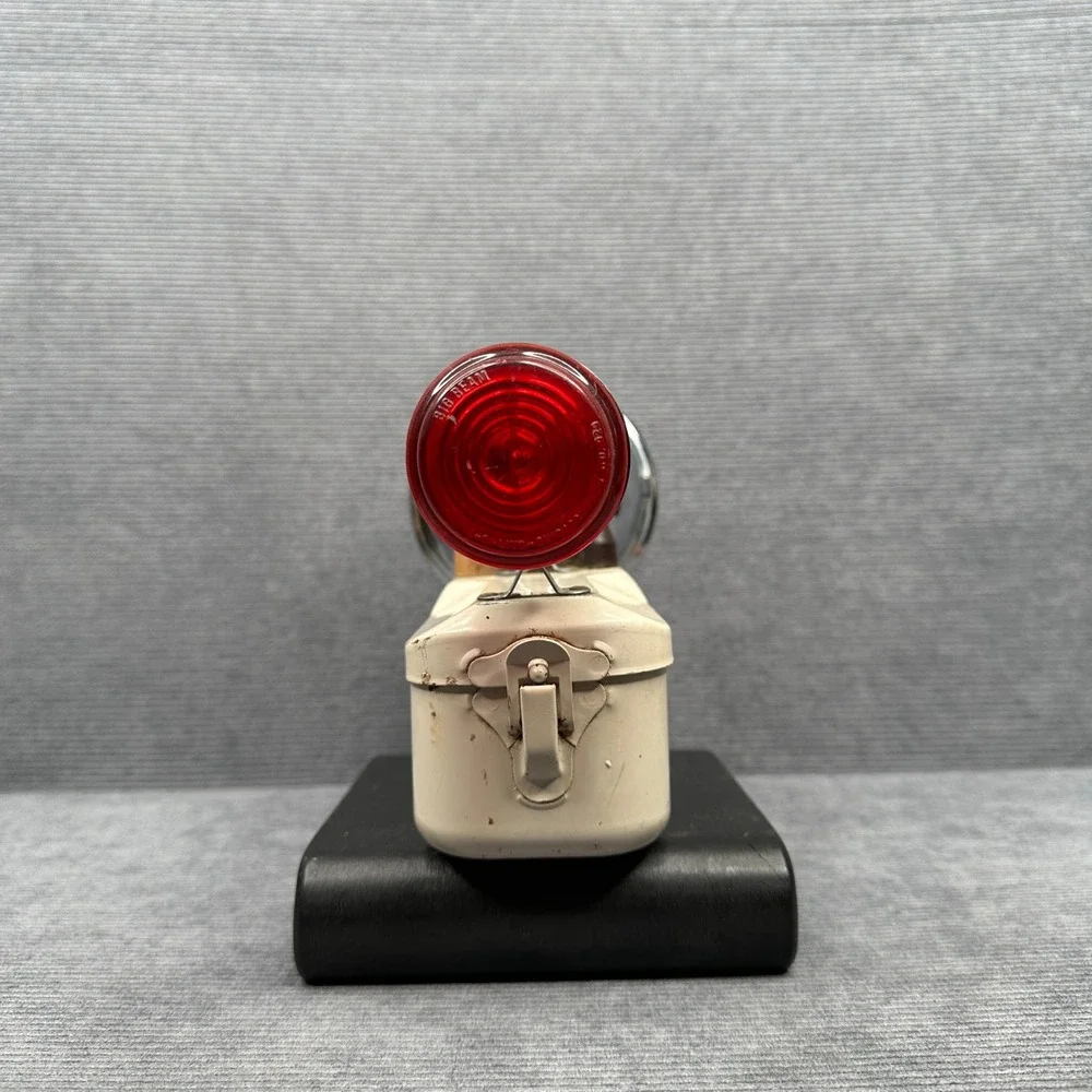 Vintage Eveready Big Jim Weatherproof Lantern No 110 Chrome Red Flasher USA